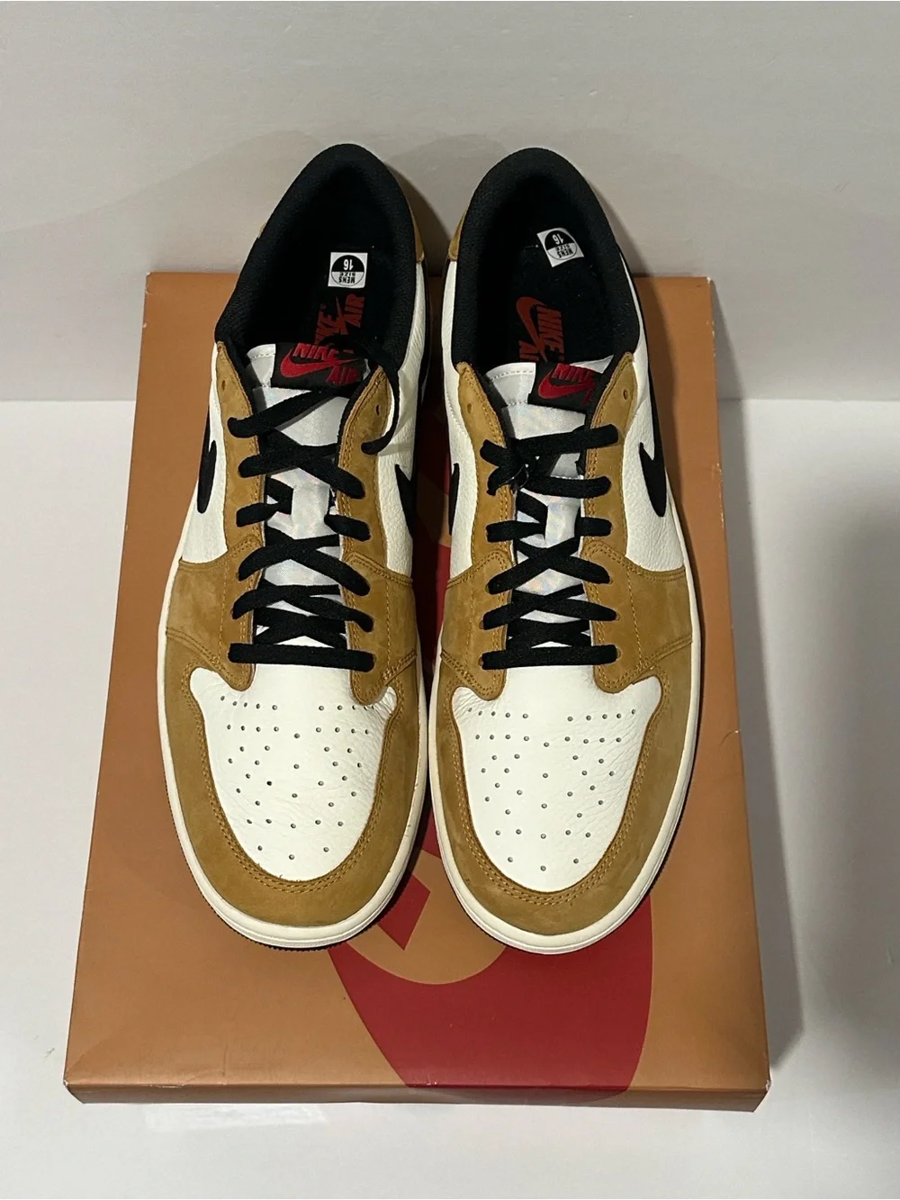 Air Jordan 1 Retro OG Low ‘Rookie of the Year’ (CZ0790-107) Sz: 16 / 17